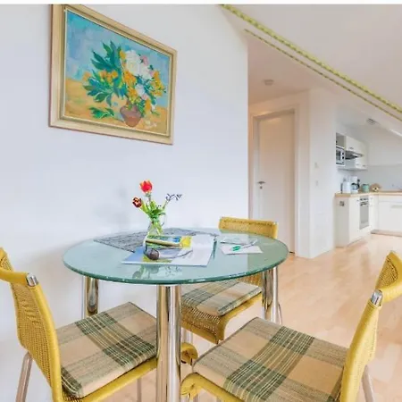 Judith App. 3 Silbermoewe Apartman *